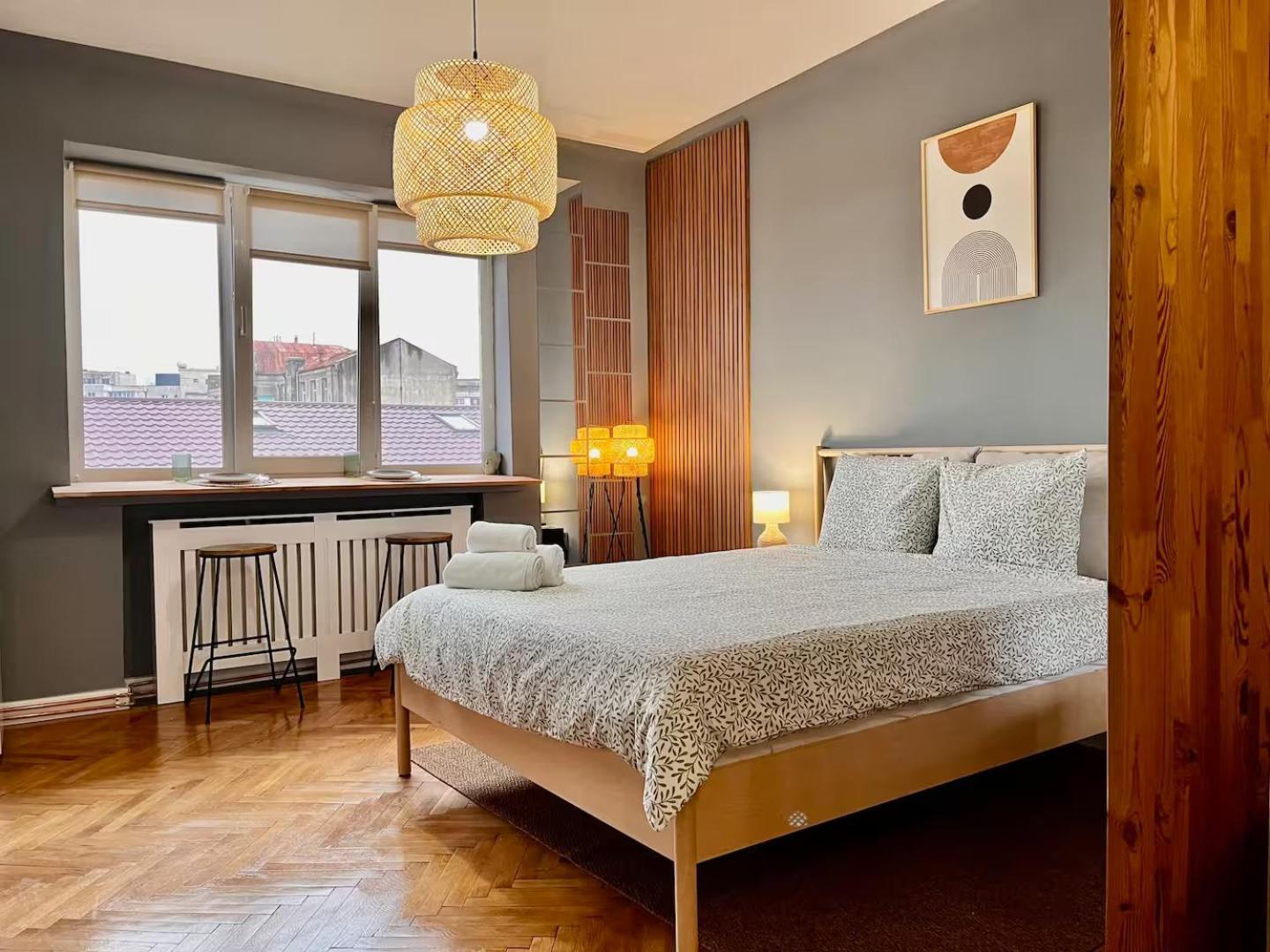 Woodie Studio With Premium Comfort By Piata Unirii Букурещ Екстериор снимка